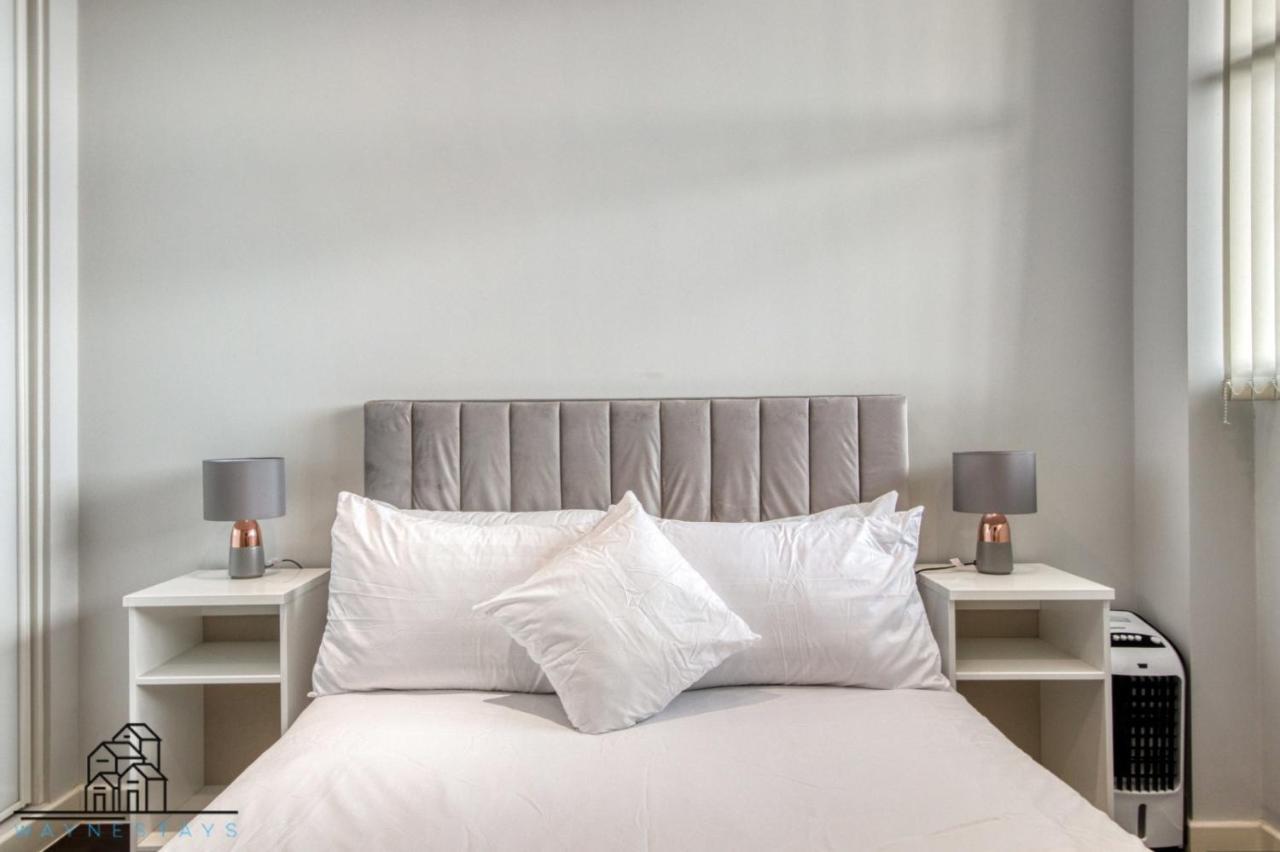 Cosy 1-Bed By Heathrow Airport Apartment London Luaran gambar